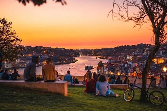 Atlantic Porto and Douro River View - Miradouro da Serra do Pilar: the classic Douro panorama
