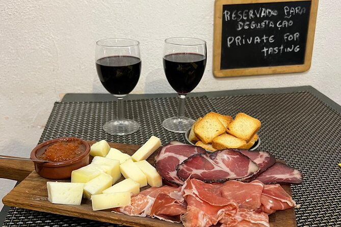 Authentic Port Wine Tasting & Douro River Cruise in Porto - Quevedo Lodge Port tasting: four styles, and how to tell them apart