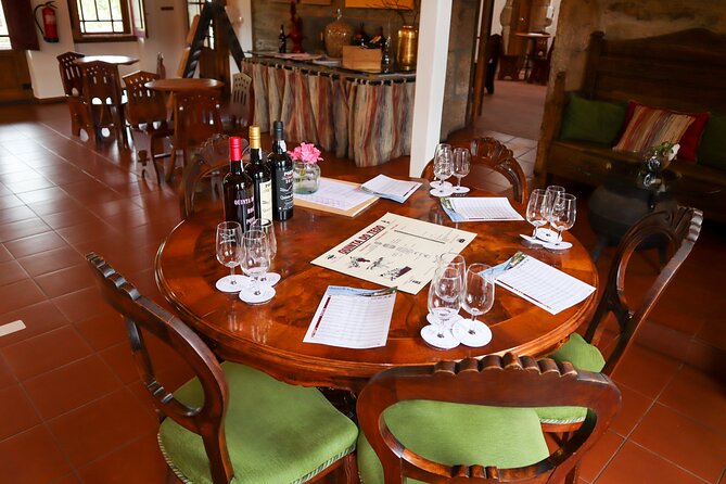 Authentic Small Group Douro Wine Tour with Lunch & River Cruise - How the small group really changes the day