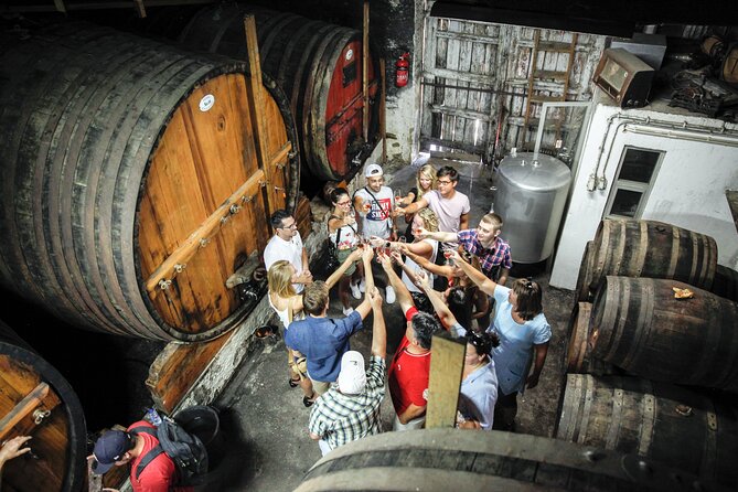 Authentic Small Group Douro Wine Tour with Lunch & River Cruise - Peso da Régua: a short stop with big context