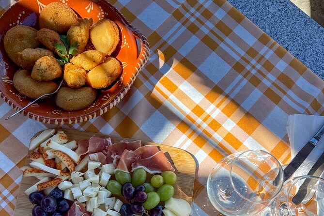 Best of the Douro in a Day: Boat, Wine and Family Lunch - Price and value: why $312.76 can make sense