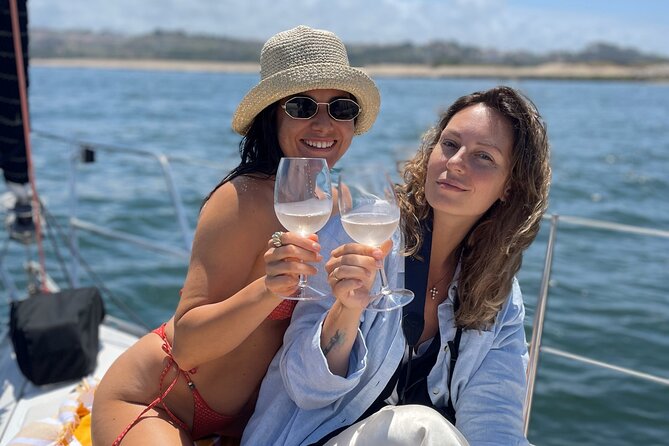 Charming tour of the Douro on a shared sailboat for up to 8 people - Optional Foz do Douro to Matosinhos, the extra coast time that can happen