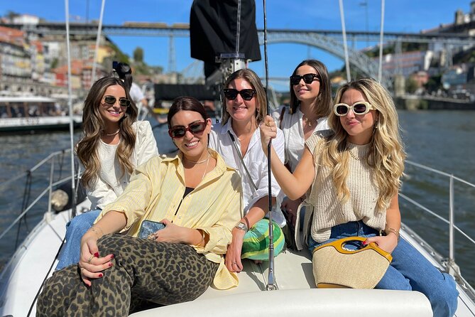 Charming tour of the Douro on a shared sailboat for up to 8 people - Small group energy, how up to 8 people changes the vibe