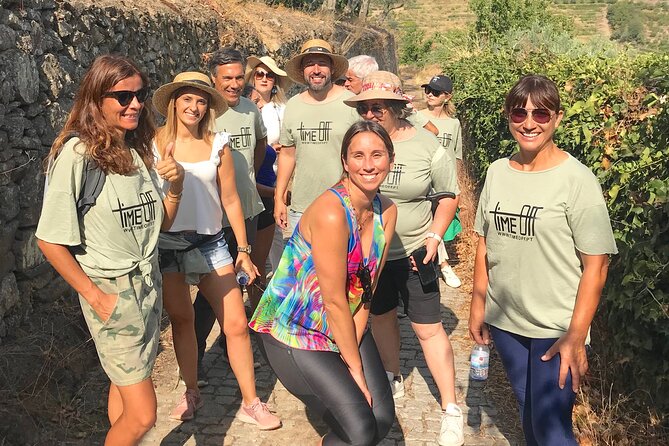 Douro: luxury walking tour with lunch at Quinta da Pacheca - Getting the best out of it: comfort, questions, and pacing