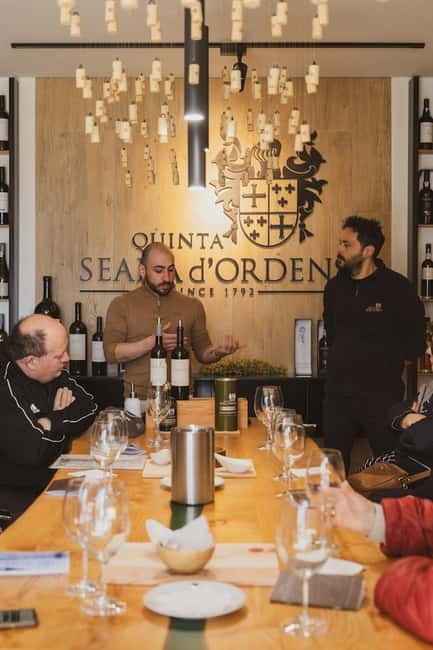 DOURO PREMIUM - Lunch at the Quintinha in Vila Real District, plus wine with your meal