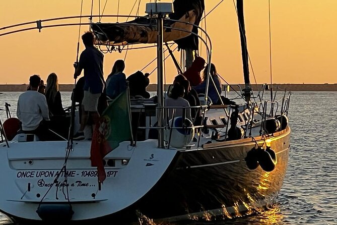 Douro Sunset Sailboat Experience in Porto - What to wear for Porto at sunset: warm layers beat bravado