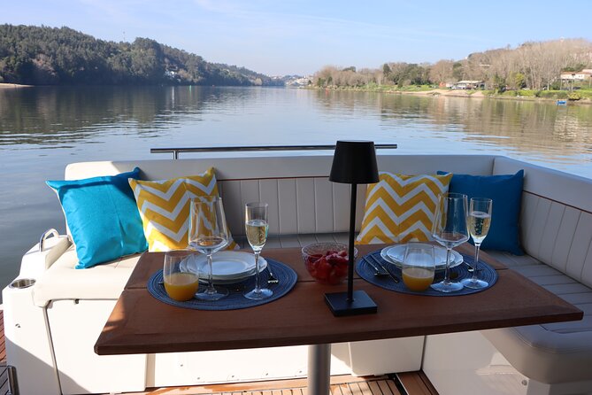 Douro Tour on a Private Yacht in Porto - Food, Wine, and That VIP Hosting Feel