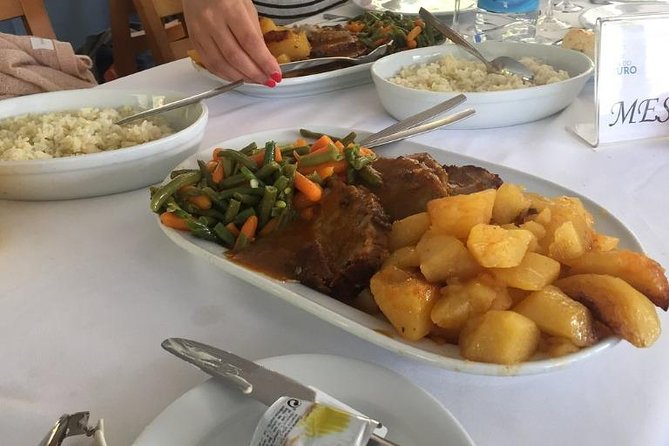 Douro Valley Cruise Porto to Pinhão: Breakfast, Lunch and Tasting - Comfort checks before you pick your seat