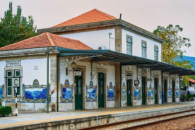 Douro Valley Half-Day Tour with Winery and Lunch From Porto - Pinhão Winery and Olive Oil Museum: Tastings With Real Personality