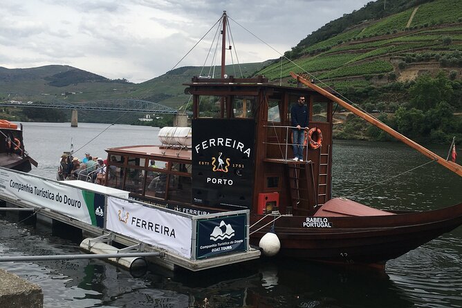 Douro Valley in off road - Private Tour - São Leonardo da Galafura viewpoint: the picnic stop that anchors the day