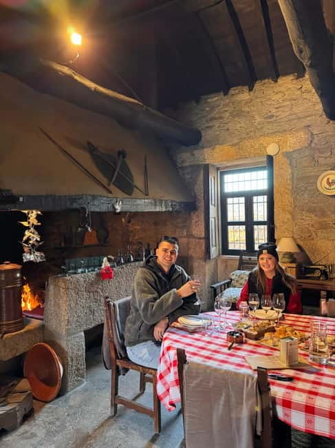 Douro Valley: Private 4wd Tour, Winery Visit, Boat & Lunch - Winery visit with regional food: DOC pairing that feels like lunch, not a show