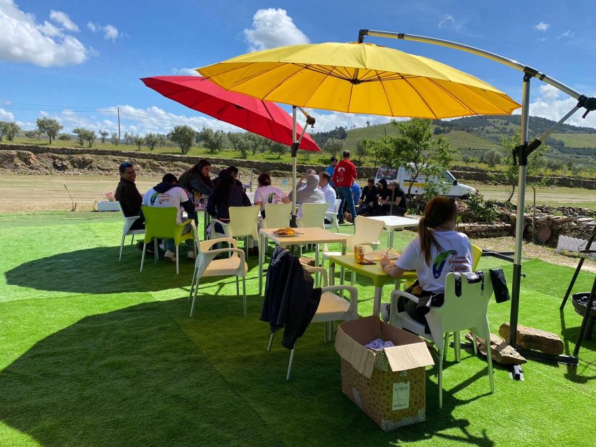 Douro Valley: Private Airplane Tour Around the River Douro - Wine tasting and snacks: a short finish with the right context