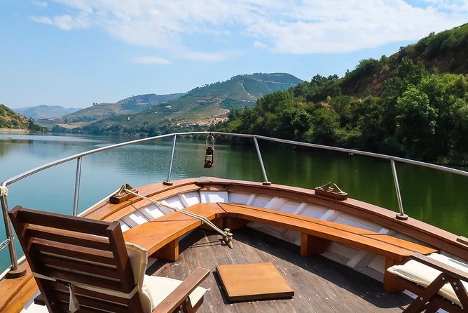 Douro Valley private day tour from Porto - Price and logistics: what $660.87 per group buys you