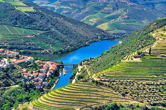 Douro Valley Private Tour: 2 Farms, Lunch & Boat Trip - Photo stop at Miradouro Torguiano de Sao Cristovao do Douro