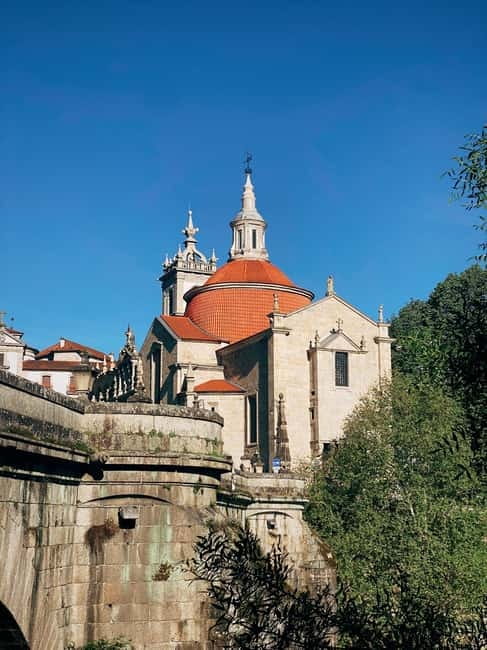 Douro Valley: PRIVATE TOURS with 1 Wine Tasting - What makes this Douro private tour work
