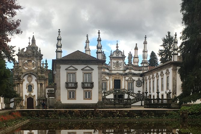Douro Valley small group tour, Mateus Palace, Lunch and Wine tastings - Porto Pickup to Amarante’s Old Bridge and São Gonçalo Church