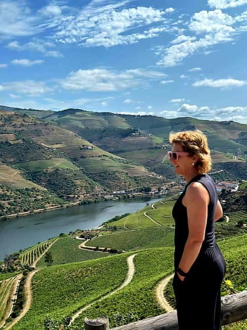Douro Valley: Small-Group Tour, Winery's Lunch, Private Boat - The century-old winery stop, and why foot-treading is more than a stunt