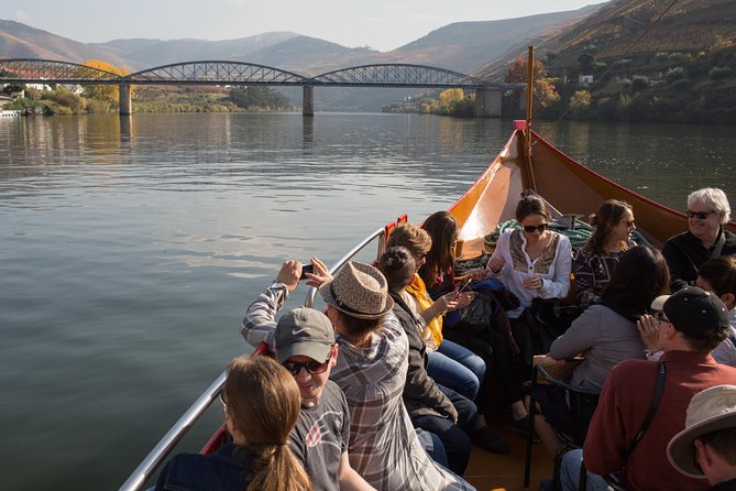 Douro Valley Small-Group Tour with Wine Tasting, Lunch and Boat - Peso da Régua winery stop: Douro DOC tastes and a first look at terroir