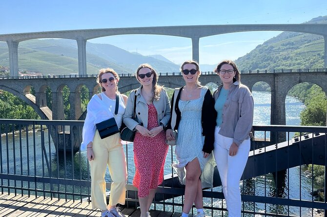 Douro Valley Tour - 3 Wine tastings, Lunch & river Cruise - Scenic drive time: the photo moments you’ll use later