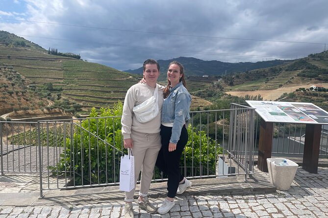 Douro Valley unforgettable experiences - Pinhão Railway Station: tiled storytelling on platform time