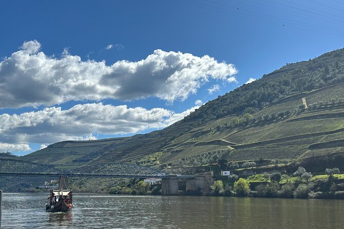 Douro Valley Vineyard Visits Wine Tasting Boat Ride and Lunch - Miradouro Sao Cristovao: a short viewpoint stop that pays off