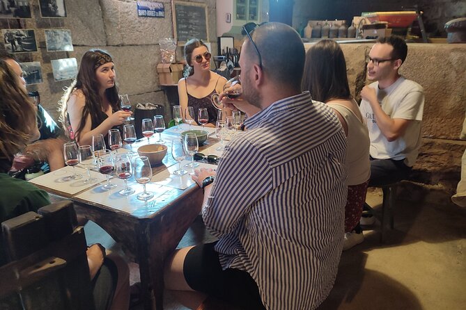 Douro & Vinho Verde: Family Wineries Private Tour in Portugal - Price and what you are actually paying for
