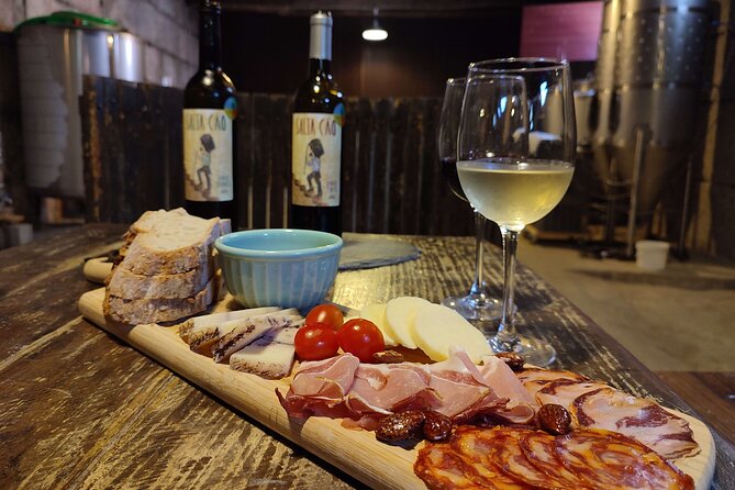 Douro & Vinho Verde: Family Wineries Private Tour in Portugal - Baiao in Vinho Verde: four wines and a different style of flavor