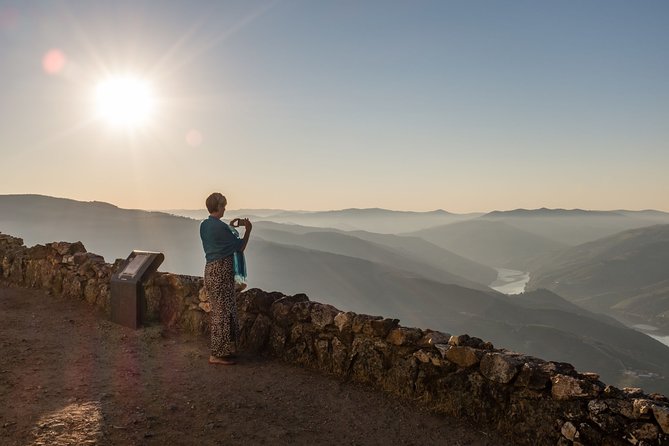 Driver with Private Vehicle in the Douro Valley - Stop 1: Sabrosa, a town base for big-name quintas