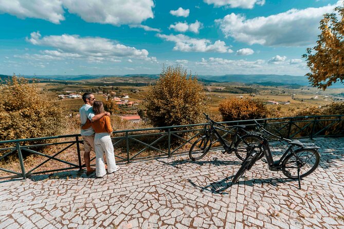 Electric Bike Tour through the Douro Valley - Favaios Wine Village: Moscatel Tasting and a Bakery Visit