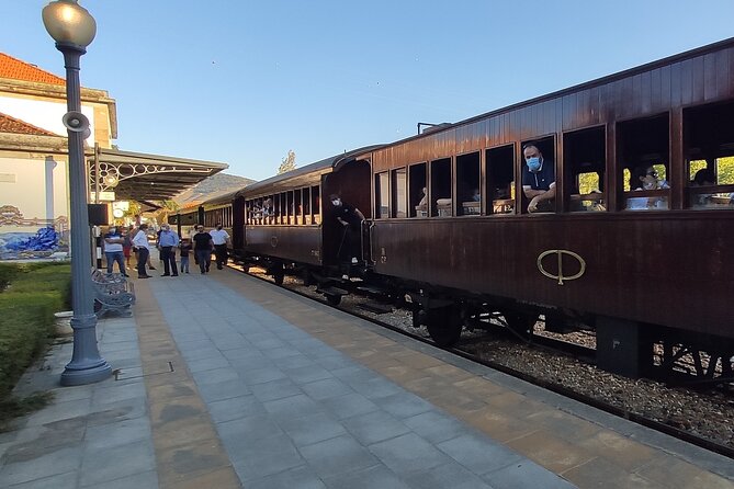 Experience in the Douro: Tua de Rabelo, Quinta, Tasting and Lunch - Price and logistics: does $144.19 feel fair?