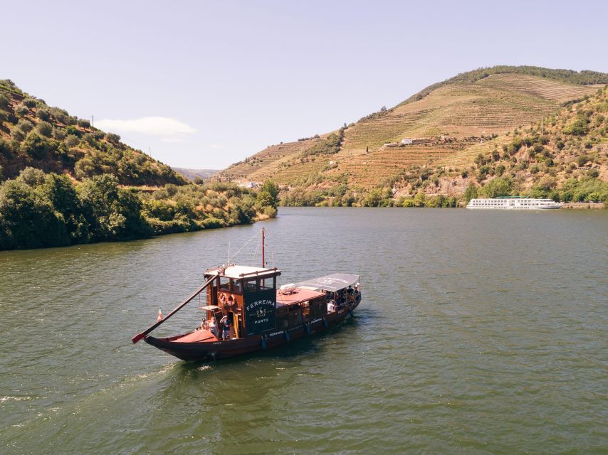 From Pinhão: Douro Valley Rabelo Boat Tour with Audio Guide - A short ride on the Douro, with a viewpoint that feels personal