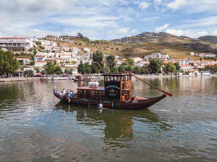 From Pinhão: Douro Valley Rabelo Boat Tour with Audio Guide - What the stops feel like in real time (and why the tour works at 1 hour)