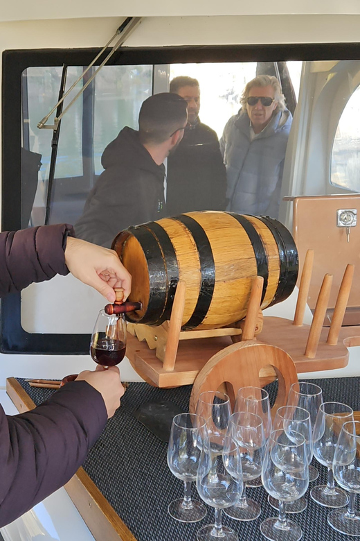 From Porto Day Douro Valley Wine Tour 2 Wine Tasting & Lunch - Lunch in the Douro Valley: when food is part of the tour