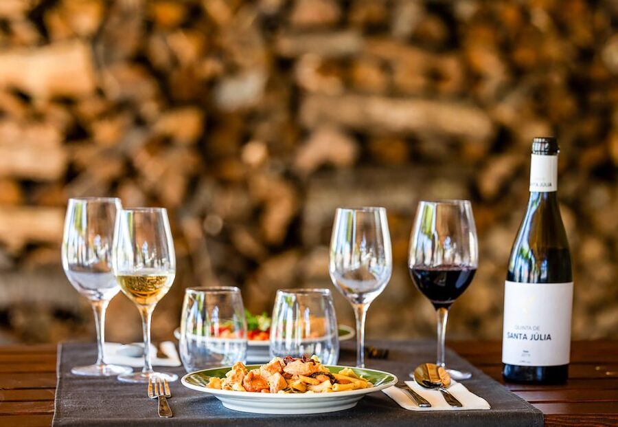 From Porto: Douro Valley w/ Boat Tour, Wine Tasting & Lunch - Peso da Régua: The First Wine Stop, the 1959 Co-op, and the Best Early Timing