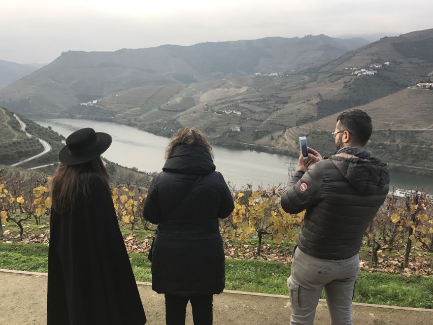 From Porto: Private Douro Valley Tour with Cruise and Wine - Lunch in the Douro region, plan for what you pay