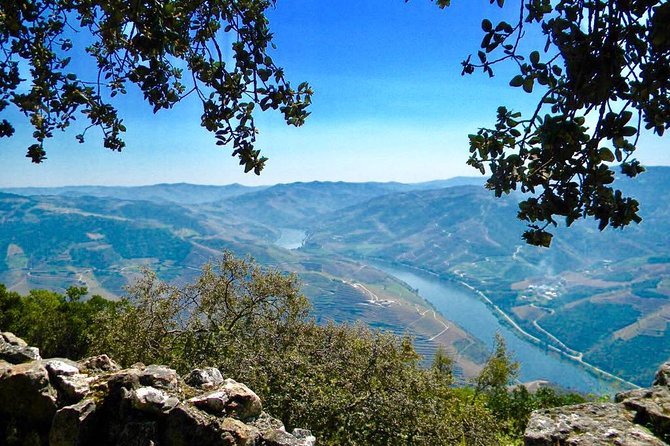 From Porto: Private Douro Valley Tour - Pinhão Railway Station and the Peso da Régua river moment