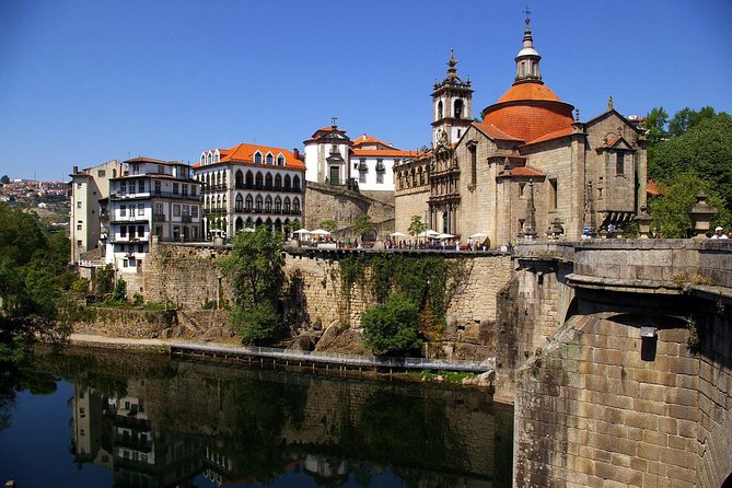 From Porto Private Tour Douro Valley two Wineries, Lunch and Boat. - Pinhão’s boat cruise and lunch: where the day slows down
