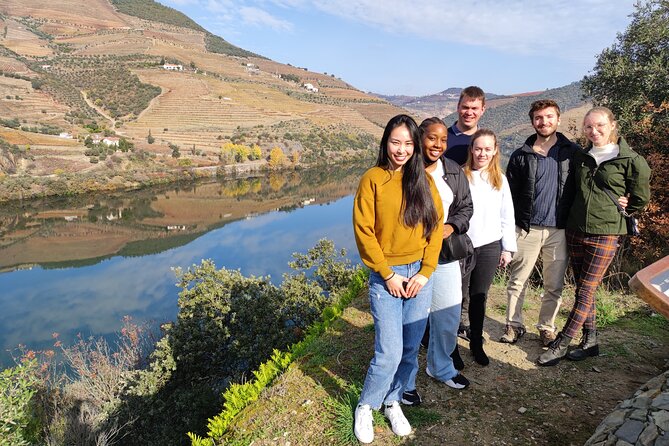 Genuine Douro Valley Tour: Visit 2 Wineries, Lunch & River Cruise - Quinta do Cume: your second tasting, different vibe, same Douro logic