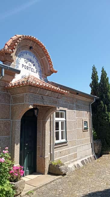 LAMEGO: Douro Valley and History of the City 6H - Starting at the Unknown Soldier and Getting Oriented on Foot