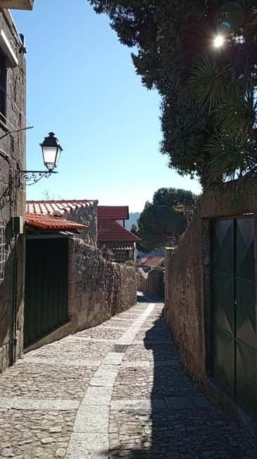LAMEGO: Gastronomy and History of the City on Foot 3H - Lunch and Tastings: What You Really Get to Eat