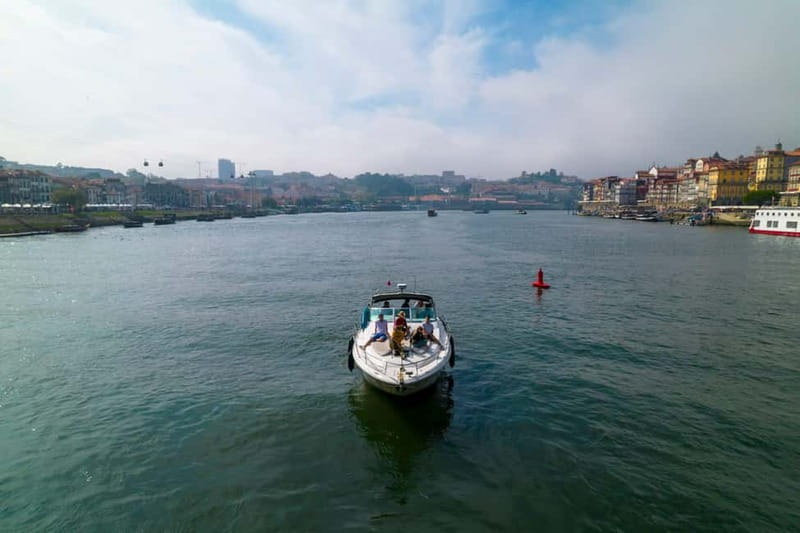 Luxury Douro Yacht Tour: Scenic Views & Complimentary Drinks - Should You Book This Douro Yacht Tour?