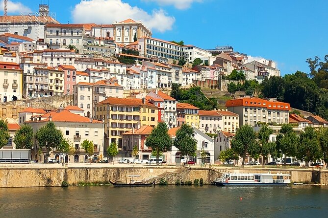 One way Douro Valley to Lisbon through Coimbra and Óbidos - Óbidos inside the medieval walls: the best kind of 90-minute wandering