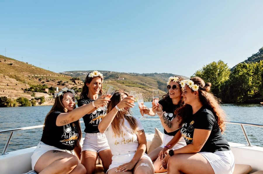 Pinhão: 1 Hour SUNSET Cruise with Sparkling Wine - Getting the most out of the hour, without overthinking it