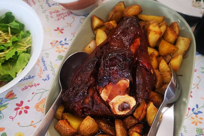 Pinhão Boat, lunch&wine tour - Who should book this tour, and who might prefer something else