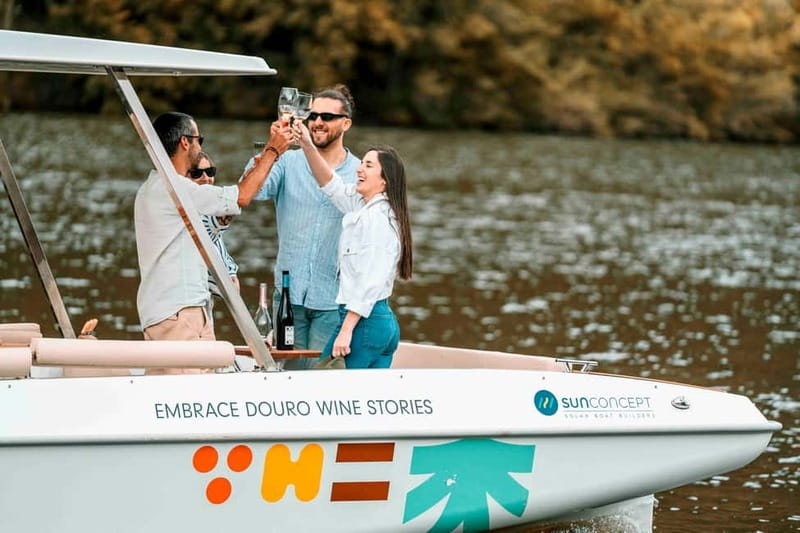 Pinhão: Douro River Solar Boat Tour with Wine Tasting - The 1-hour cruise to Romaneira: seeing Douro Valley from the water