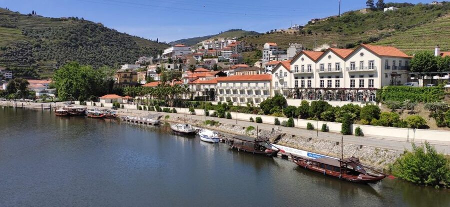 Pinhão: Douro Valley with Wine Tasting, Boat Trip and Lunch - Why Pinhão works so well for a Douro day trip