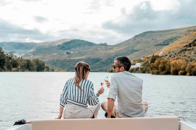 Pinhão: Electric Boat Experience 1h - Taste of Two Wines - Price and value: why $24.20 feels fair for this setup