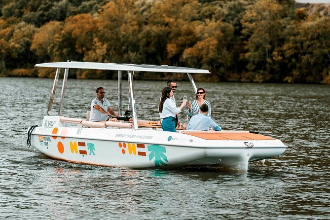 Pinhão: Private Electric Boat Tour 2h| Wine Tasting Included - Key points to know before you go