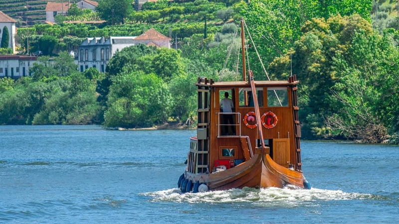 Pinhão: Rabelo Boat Cruise with a Port Tasting at a Winery - Quinta das Carvalhas Port tasting: what 4 glasses can teach you