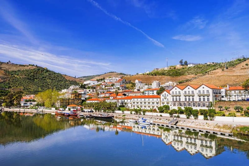 Pinhão: Rabelo Boat Cruise with a Port Tasting at a Winery - FAQ